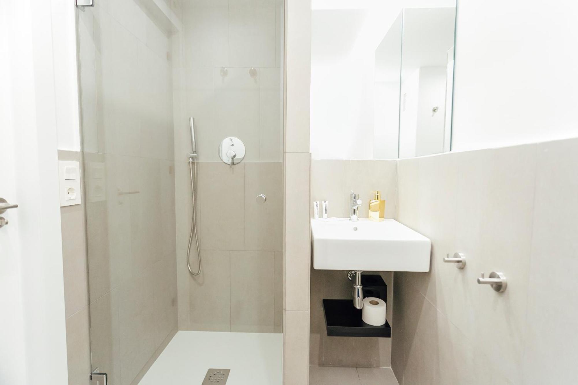 Decorated And Renovated- 2Bd 2Bth- Center Apartment เซบีญา ภายนอก รูปภาพ