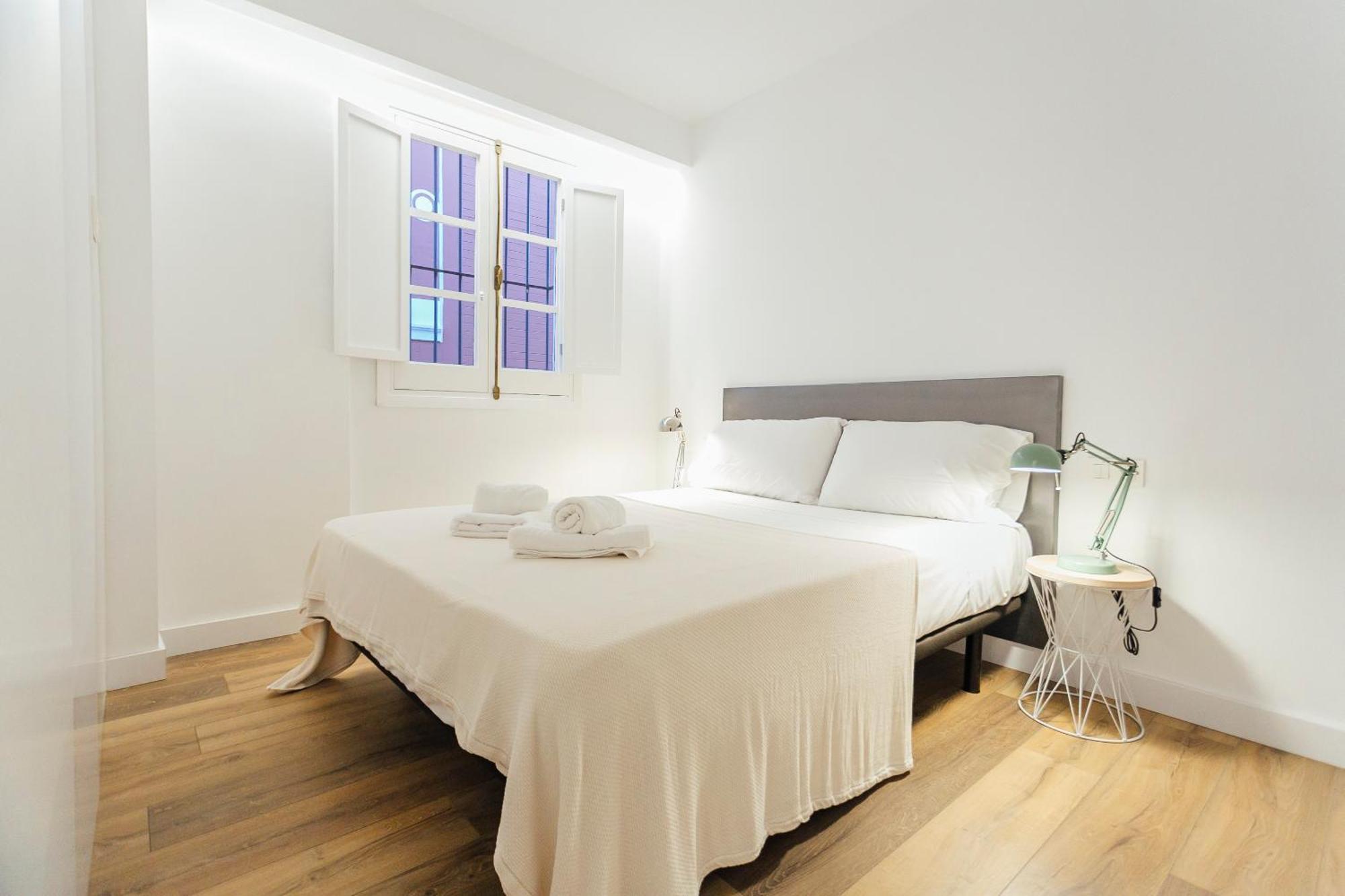 Decorated And Renovated- 2Bd 2Bth- Center Apartment เซบีญา ภายนอก รูปภาพ