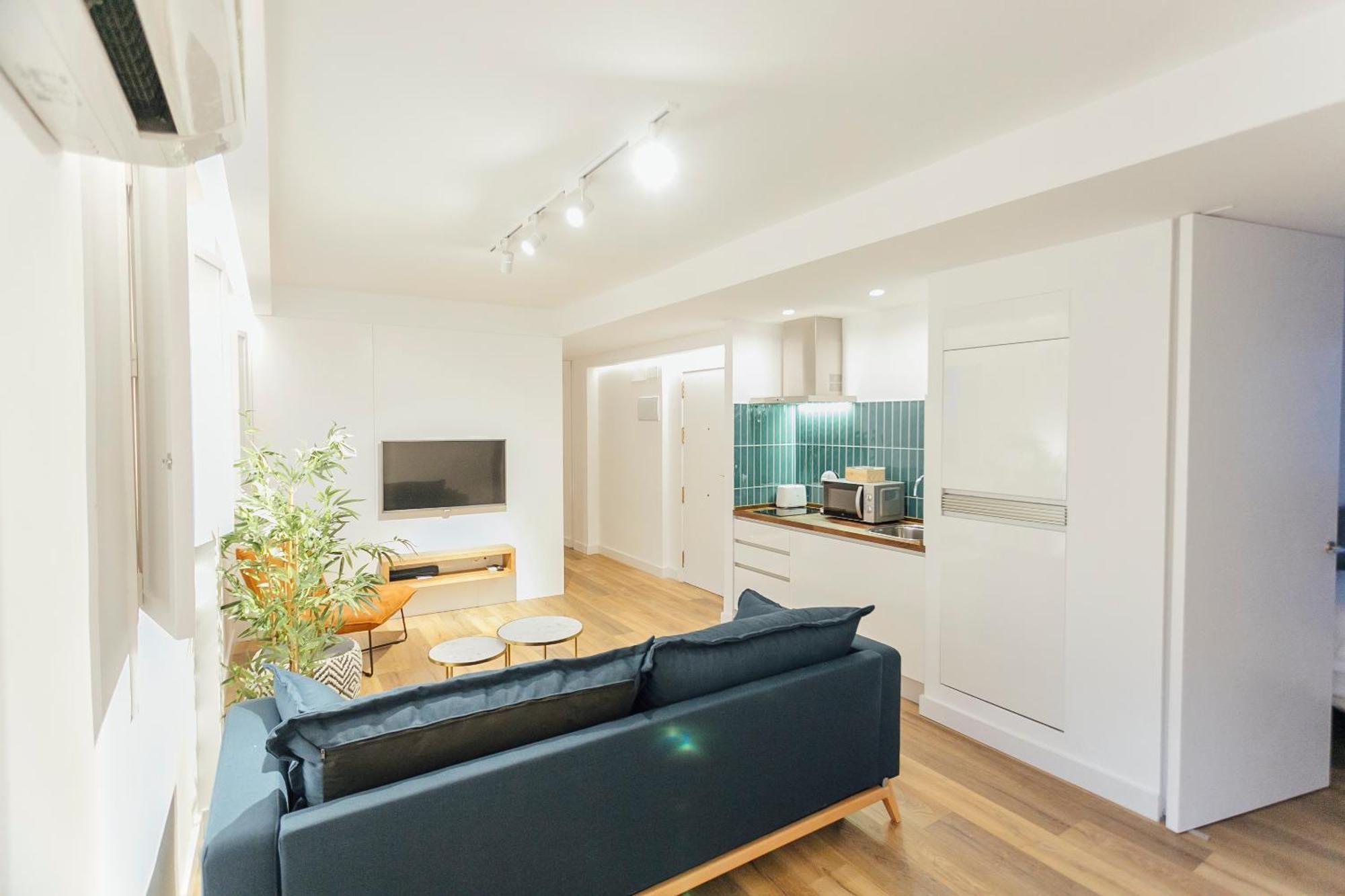 Decorated And Renovated- 2Bd 2Bth- Center Apartment เซบีญา ภายนอก รูปภาพ