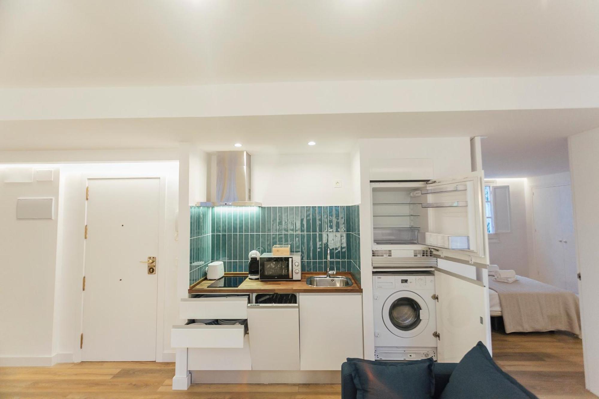 Decorated And Renovated- 2Bd 2Bth- Center Apartment เซบีญา ภายนอก รูปภาพ